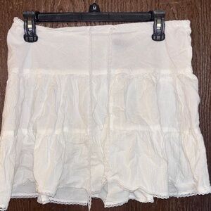 Elegant White Ruffled Mini Skirt